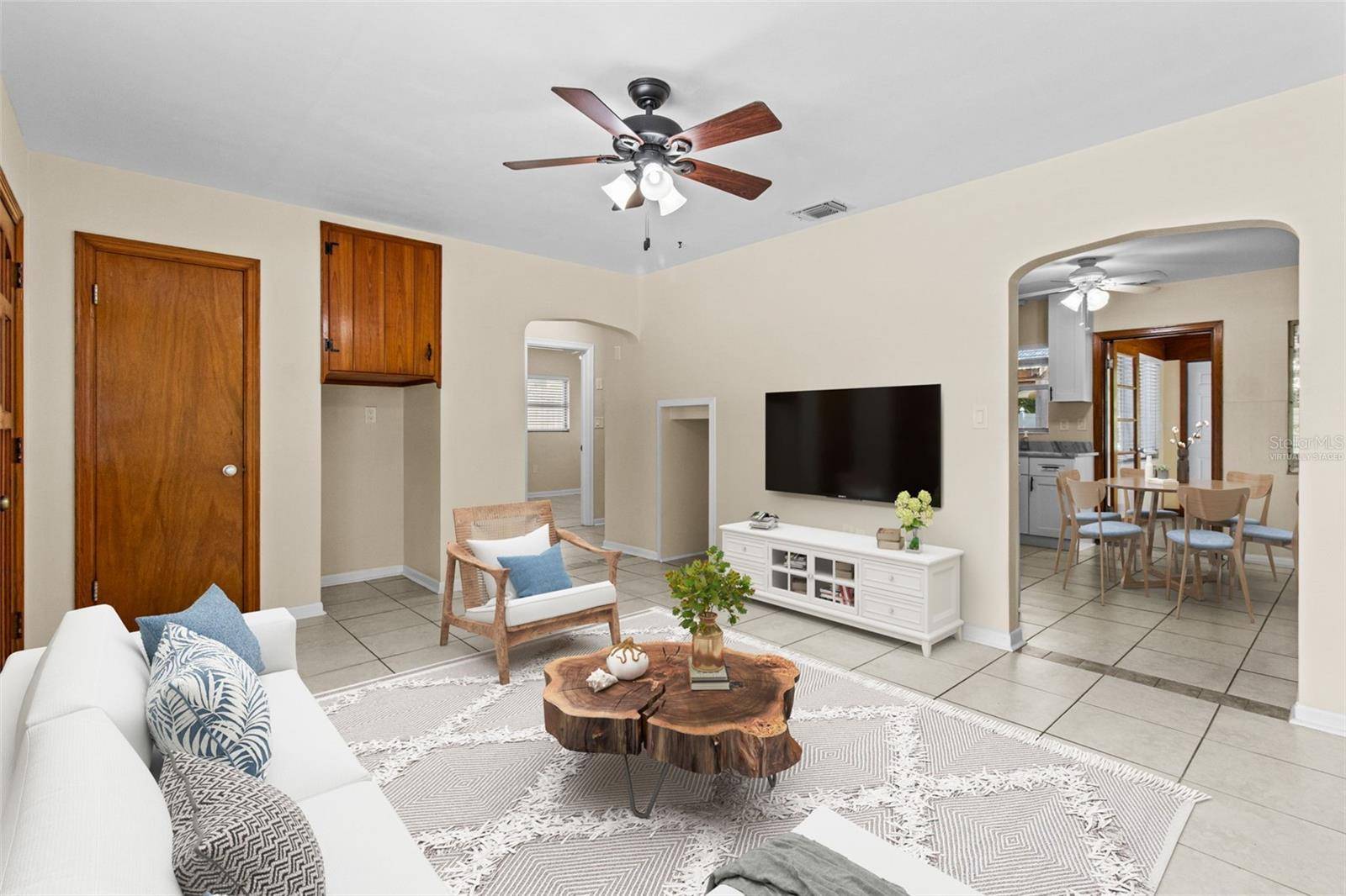 Dunedin, FL 34698,512 RICHMOND ST