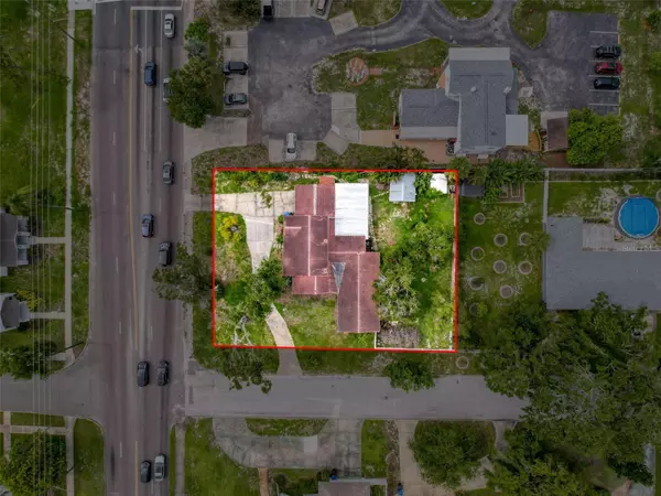 St Petersburg, FL 33710,425 49TH ST N