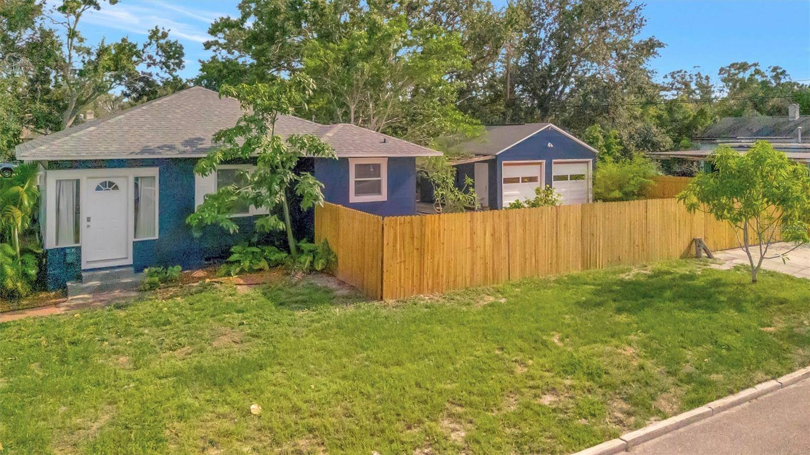 St Petersburg, FL 33711,301 KINGSTON ST S