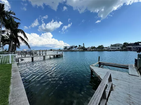 Treasure Island, FL 33706,11240 6TH ST E