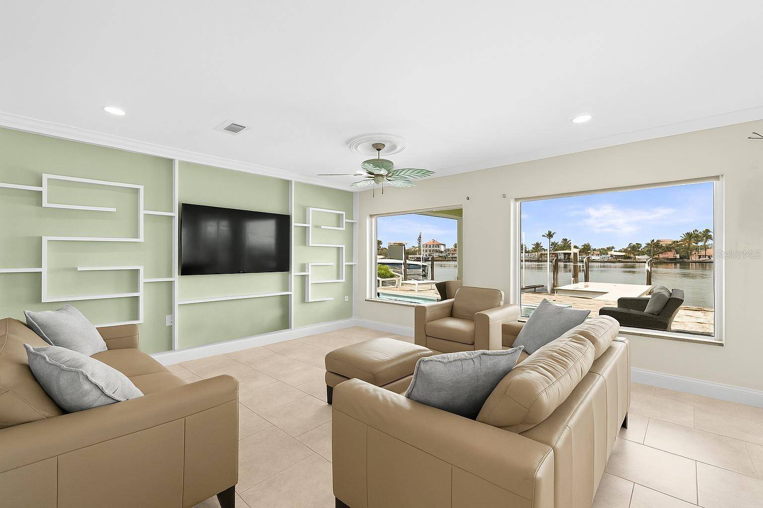 Redington Beach, FL 33708,16129 4TH ST E