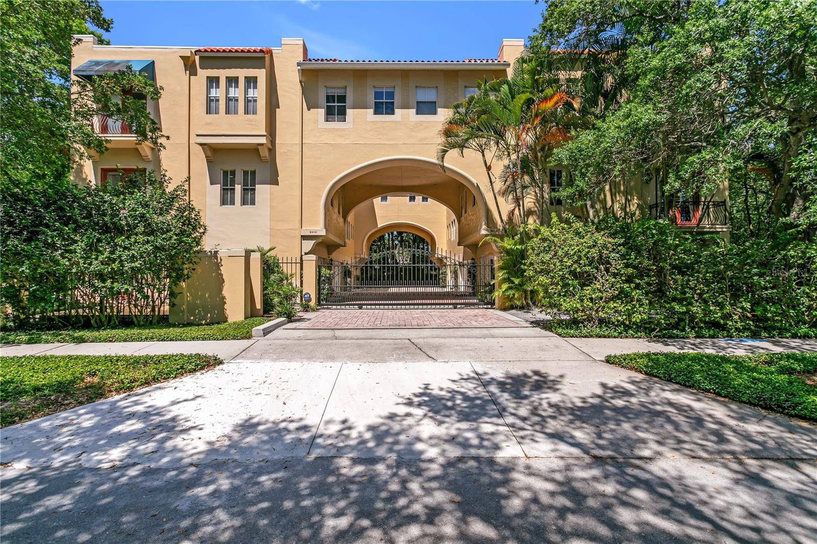 3010 W STOVALL ST #E, Tampa, FL 33629