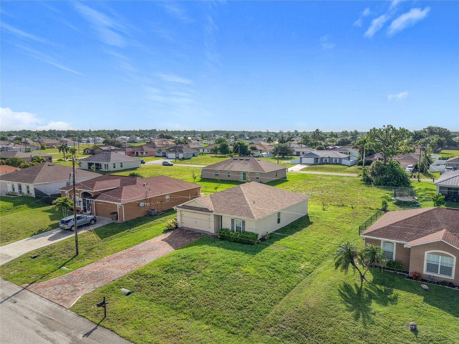 Cape Coral, FL 33993,2927 NW 4TH PL