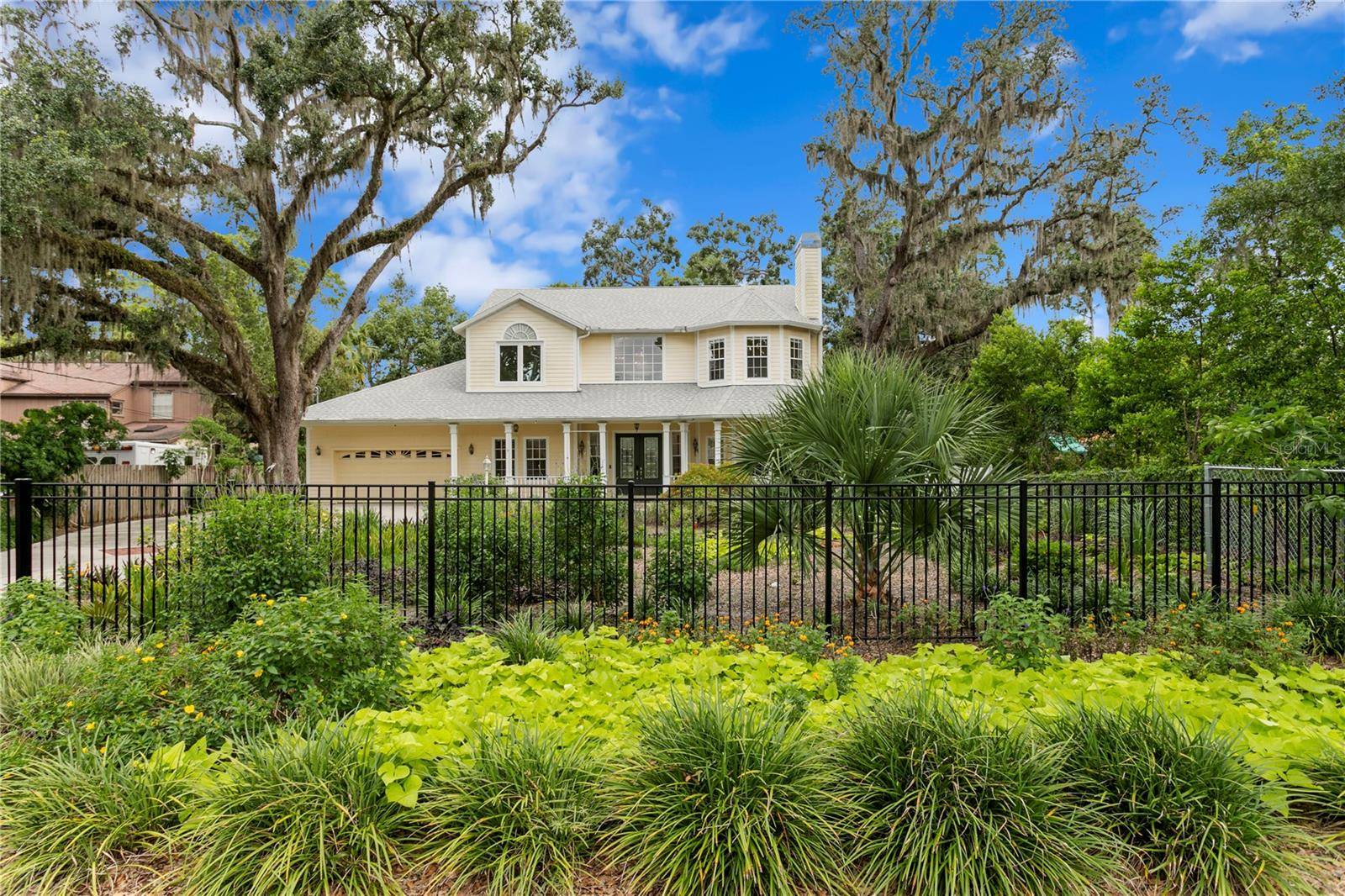 Temple Terrace, FL 33617,11923 RIVERHILLS DR