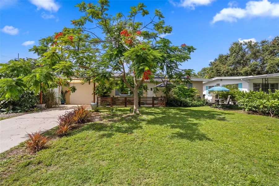 5236 48TH TER N, St Petersburg, FL 33709