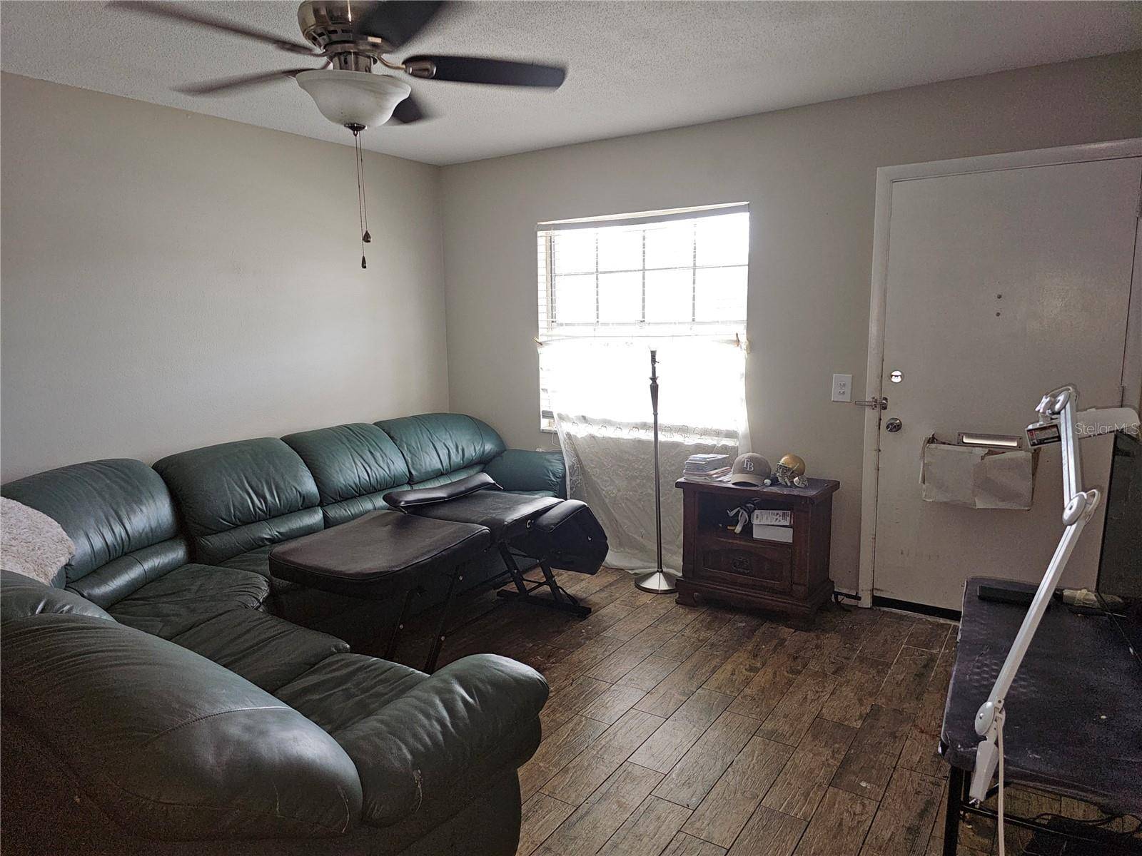 Pinellas Park, FL 33782,5105 TULIP ST N #15
