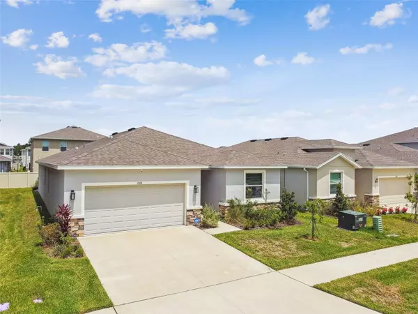 2518 CHAPEL OAK BND, Wesley Chapel, FL 33543