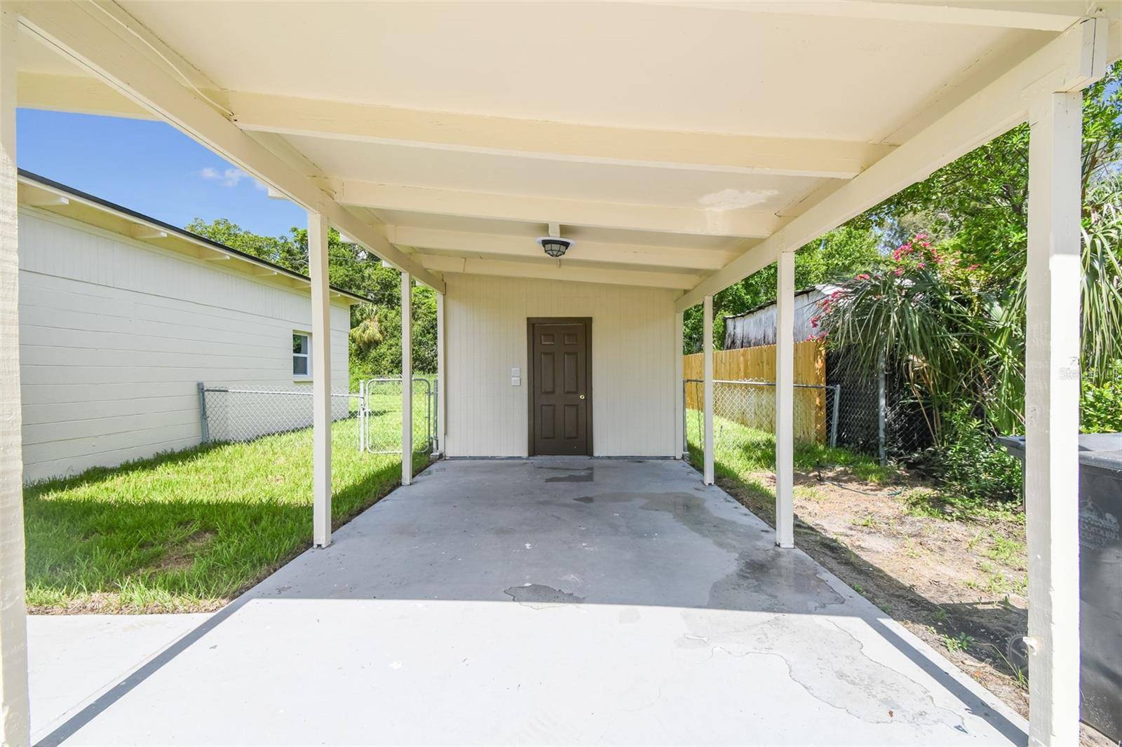 Tampa, FL 33619,2017 WAIKIKI WAY