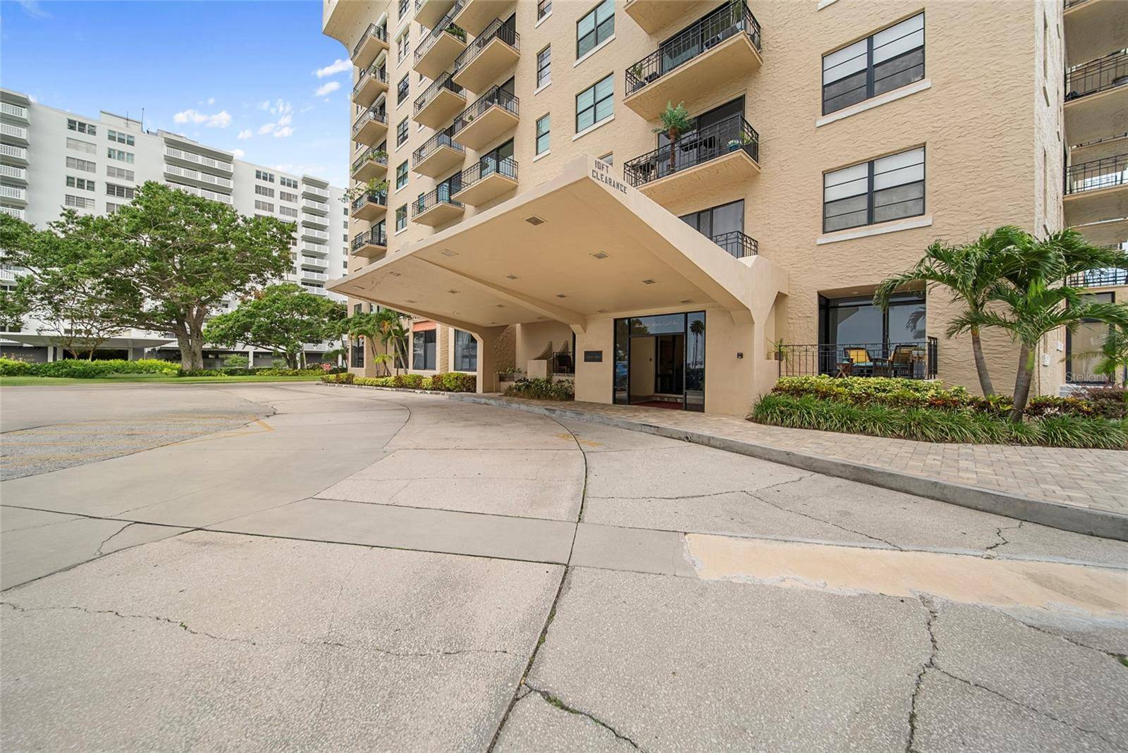 Tampa, FL 33606,2109 BAYSHORE BLVD #909