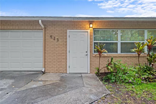 Lakeland, FL 33813,523 NORTHRIDE TRL