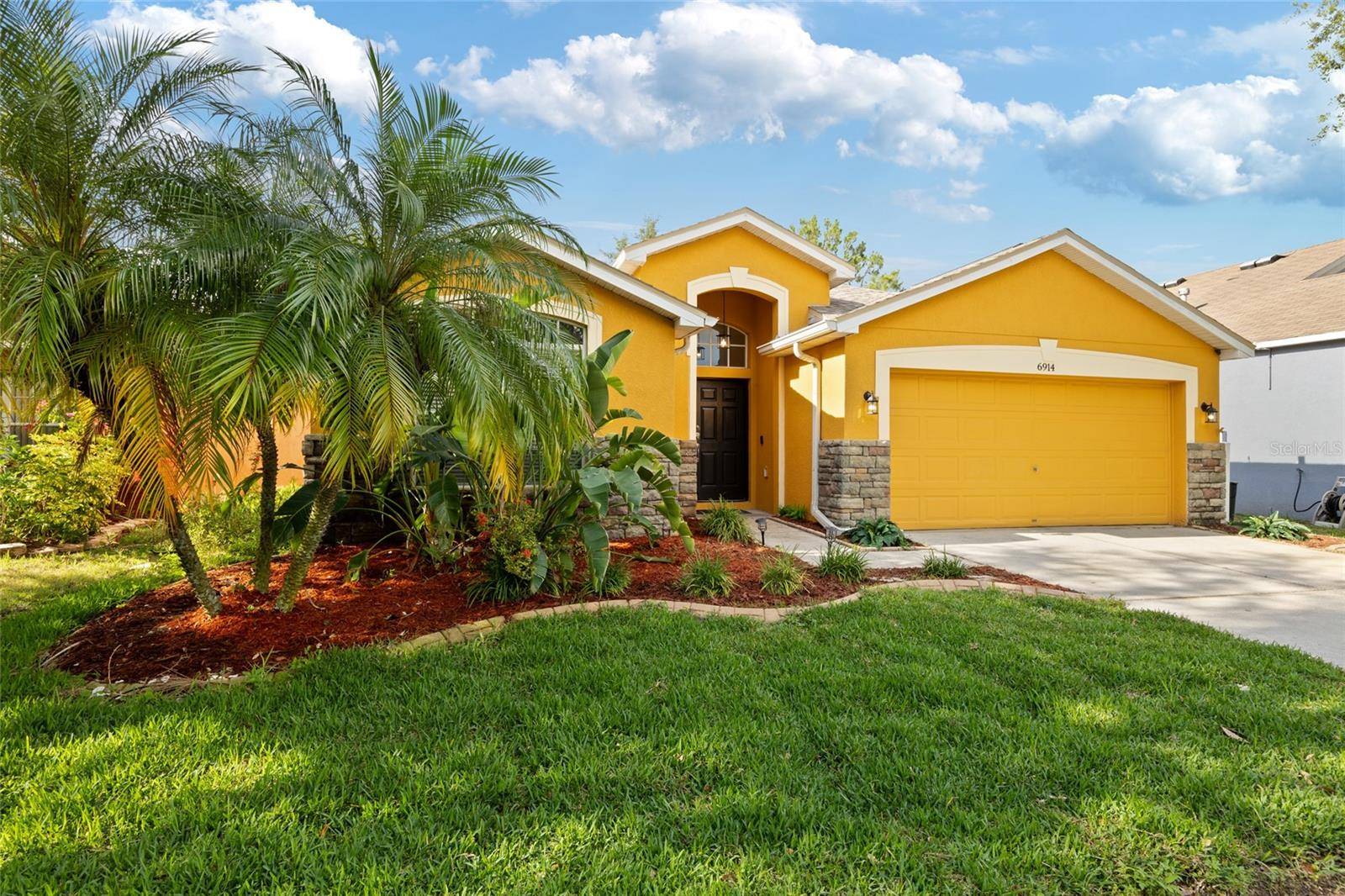 Apollo Beach, FL 33572,6914 MONARCH PARK DR