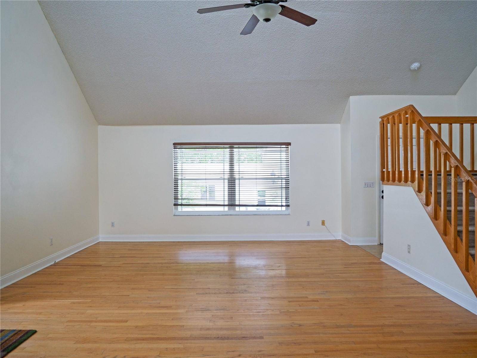 St Petersburg, FL 33702,8759 ORIENT WAY NE