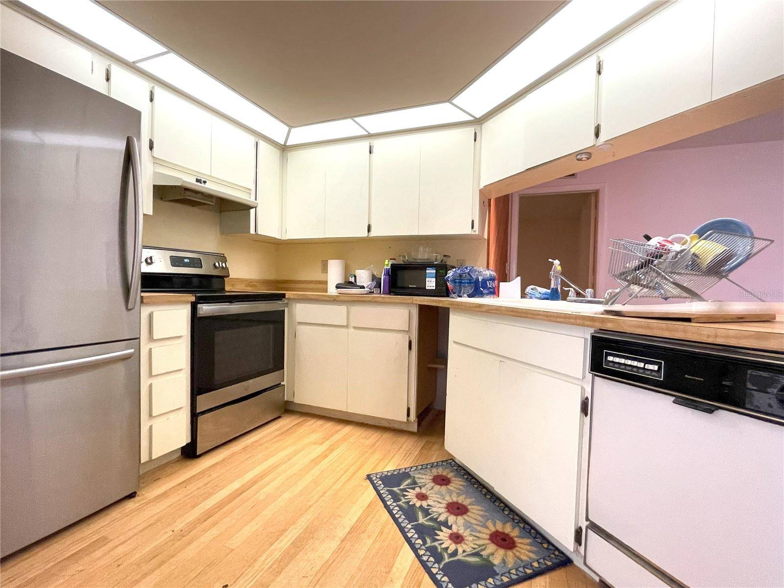 Seminole, FL 33772,9578 121ST ST