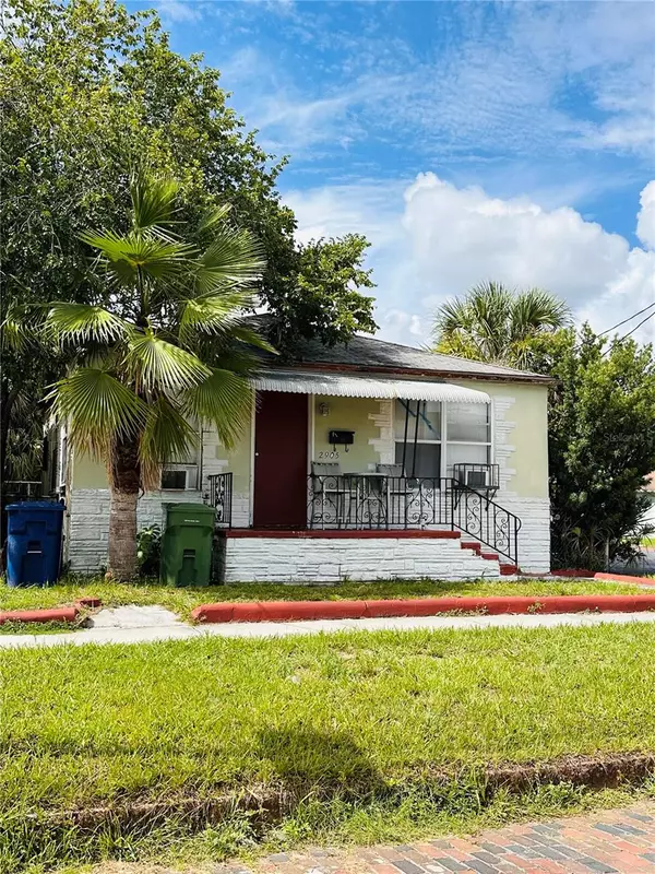 2905 W CHESTNUT ST, Tampa, FL 33607