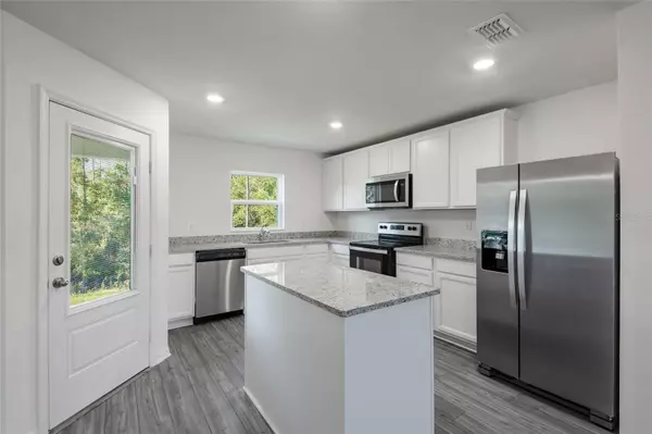 Poinciana, FL 34759,563 BAY LEAF DR