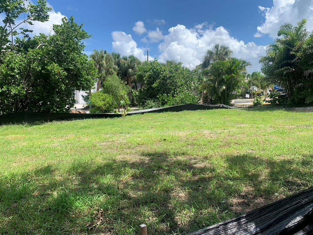 4725 TRADE WINDS DR S, Gulfport, FL 33711