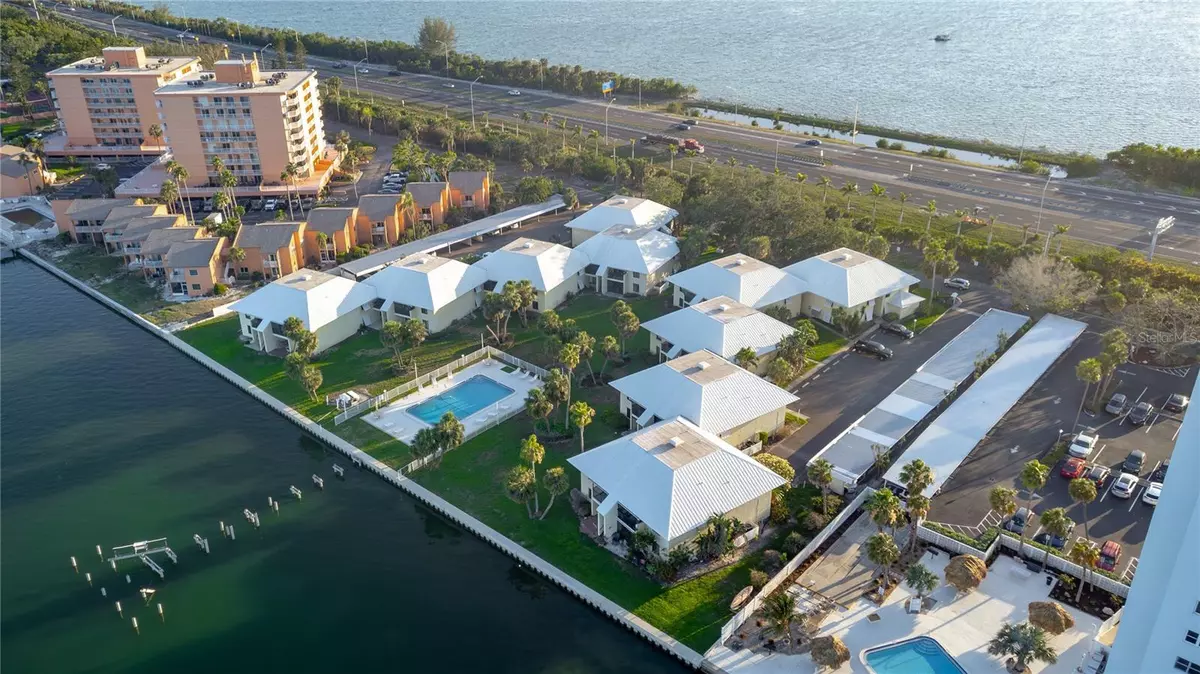 St Petersburg, FL 33711,7310 SUNSHINE SKYWAY LN S #213