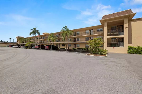 1370 HEATHER RIDGE BLVD #105, Dunedin, FL 34698