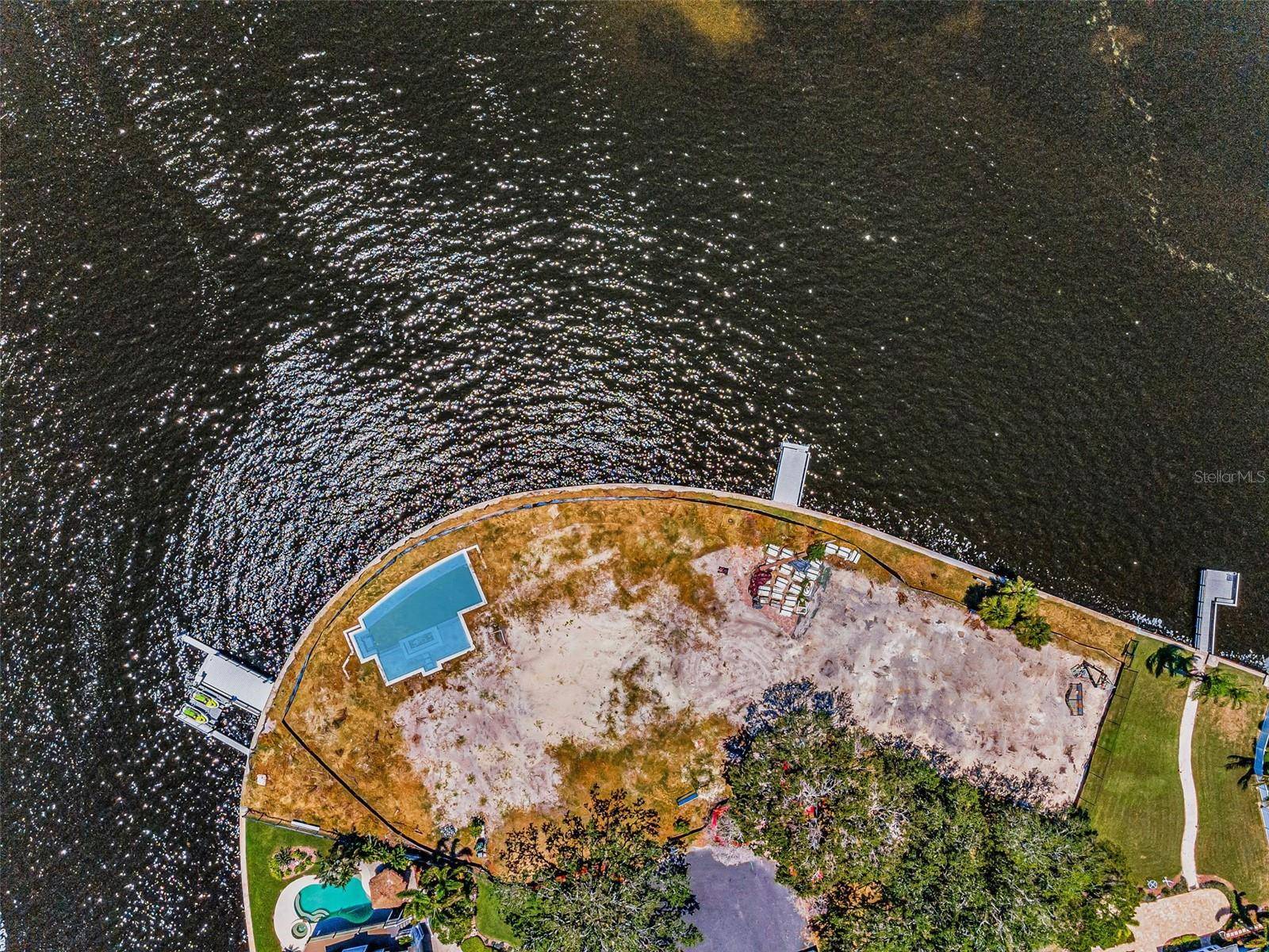 Palm Harbor, FL 34683,512 DRIFTWOOD CIR