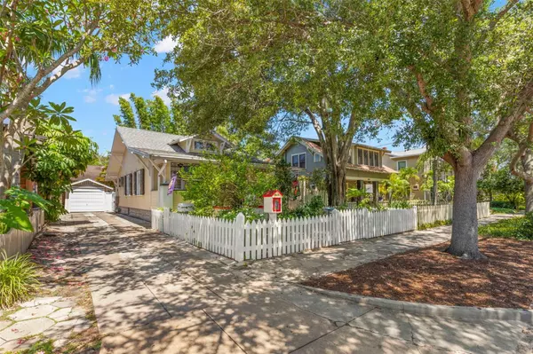 St Petersburg, FL 33701,1012 3RD ST N