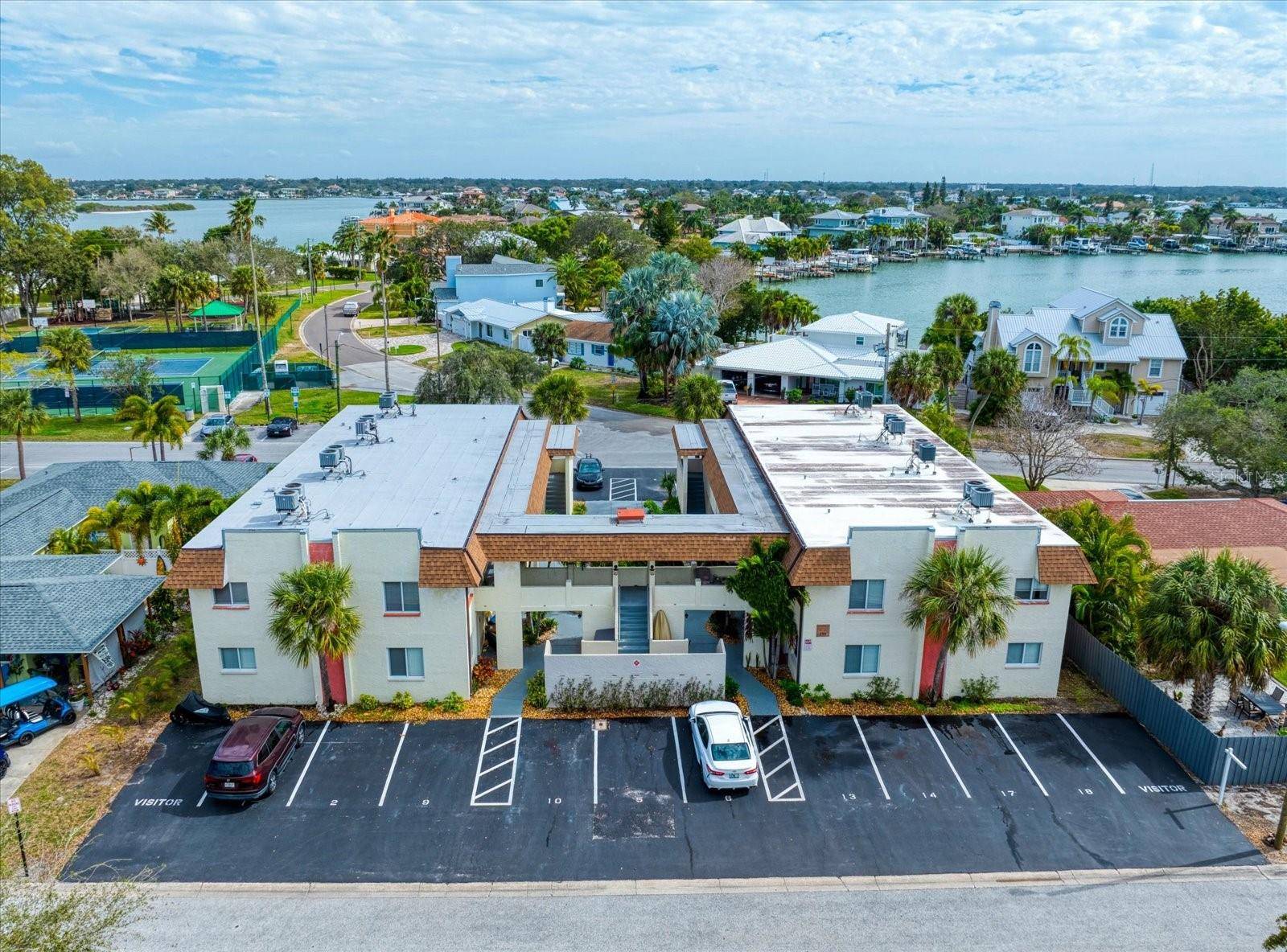 Indian Rocks Beach, FL 33785,2704 2ND ST #14