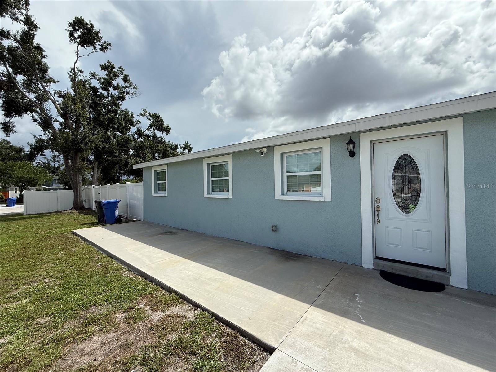 Tampa, FL 33614,2927 W HENRY AVE