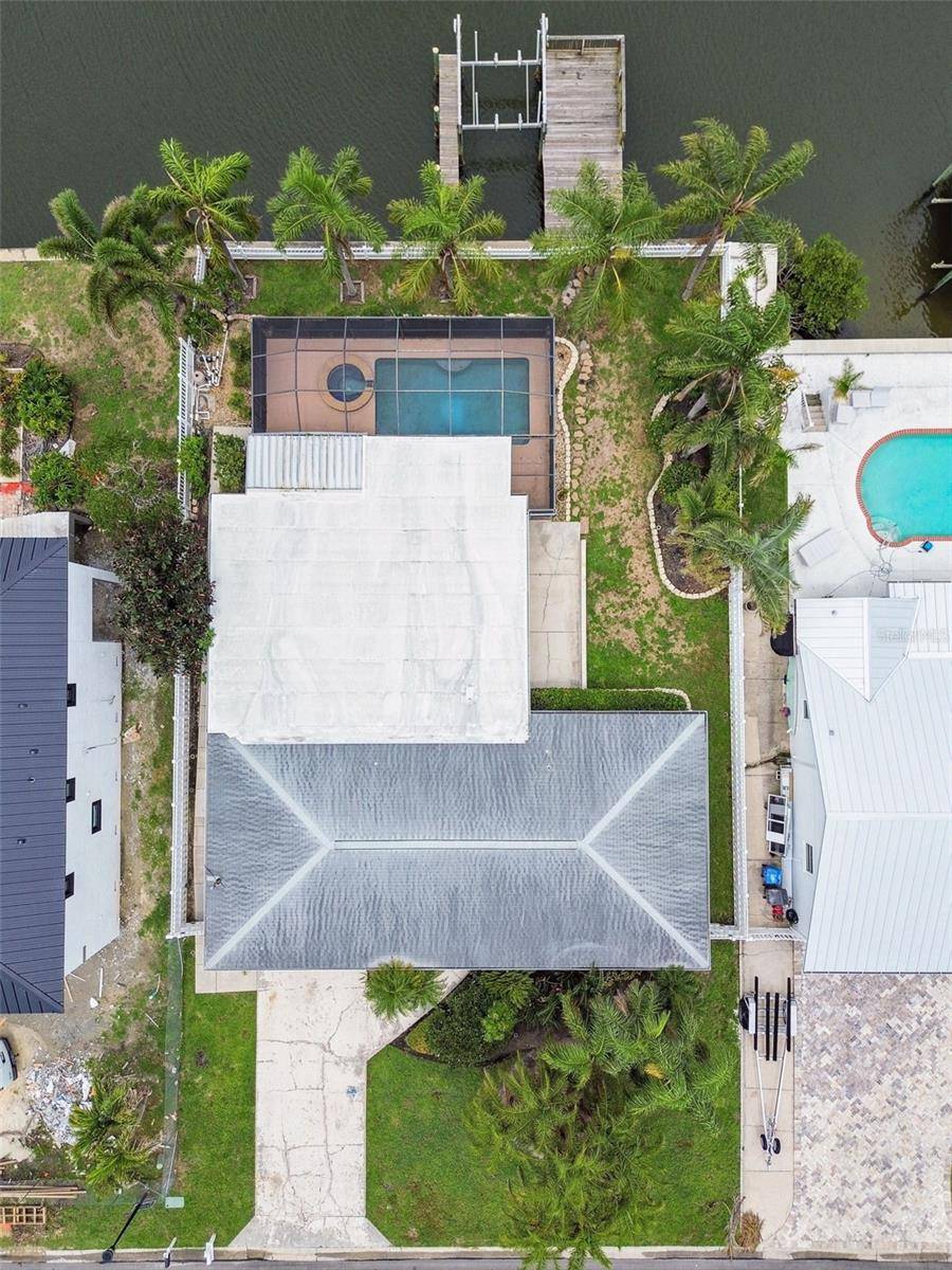 Tampa, FL 33634,3921 E EDEN ROC CIR