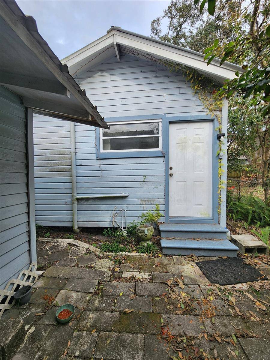 8211 N 10TH ST #2, Tampa, FL 33604