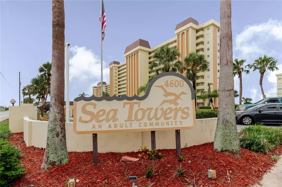 4525 COVE CIR #902, St Petersburg, FL 33708