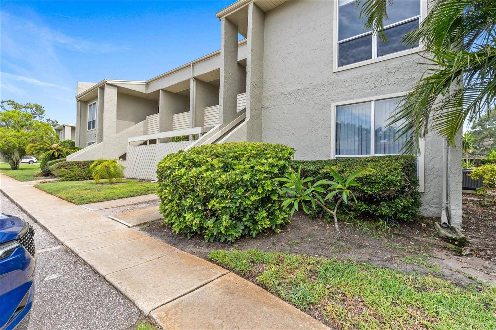 Tarpon Springs, FL 34689,630 WINDRUSH BAY DR #630