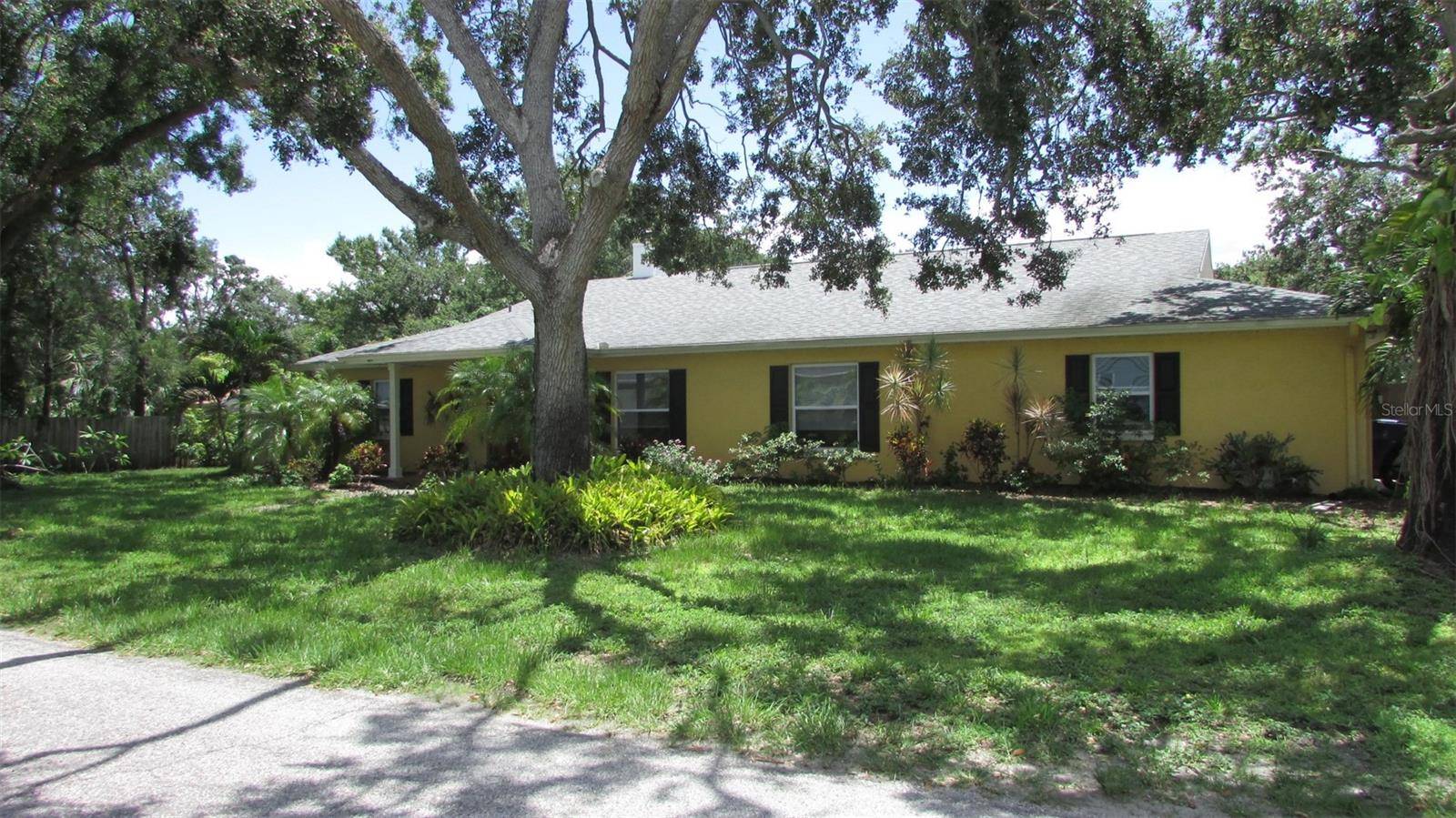 5710 S BERNIE ST, Tampa, FL 33611