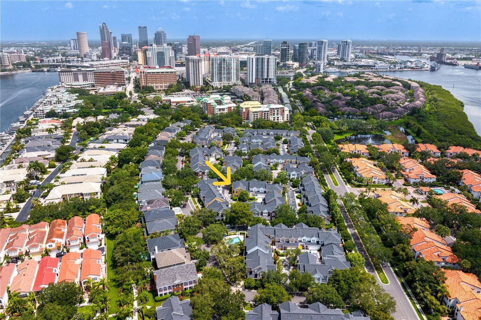 Tampa, FL 33602,305 SEA ISLAND WAY