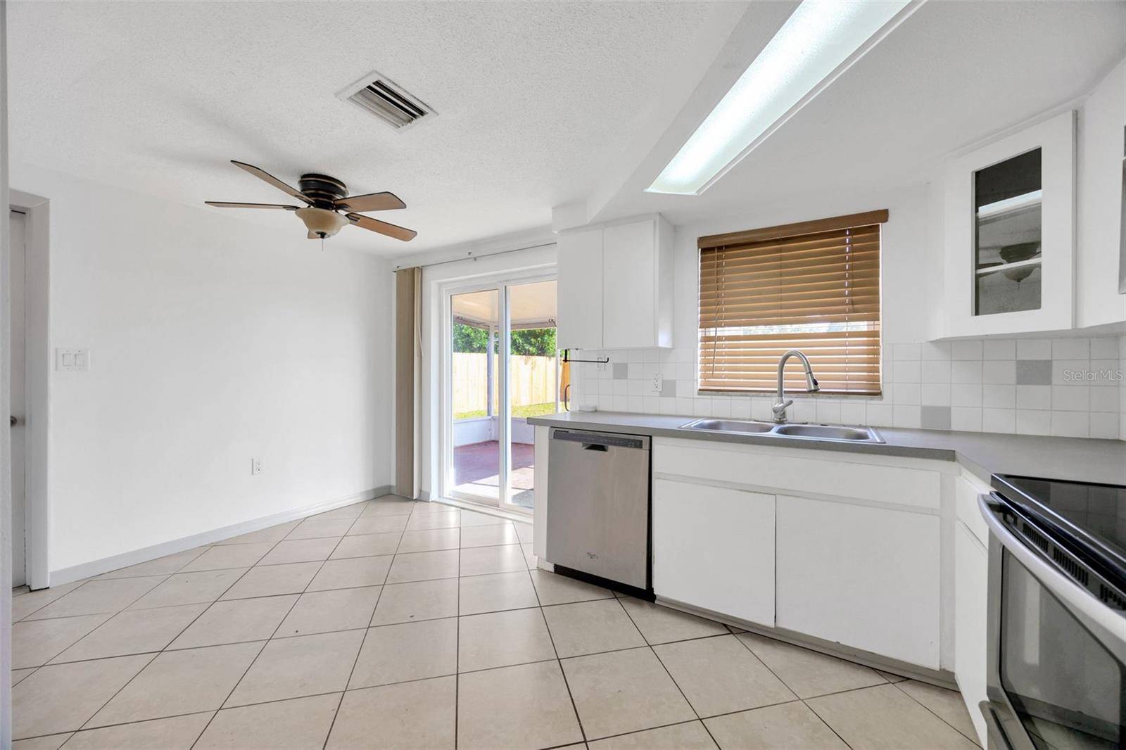 Holiday, FL 34691,3245 SALISBURY DR