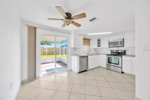 Holiday, FL 34691,3245 SALISBURY DR