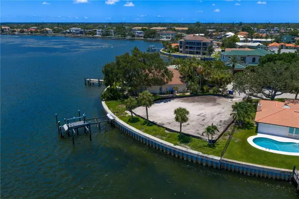 St Petersburg, FL 33703,1910 ILLINOIS AVE NE