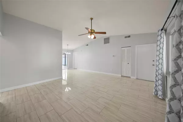 Tampa, FL 33625,14013 BASIN ST