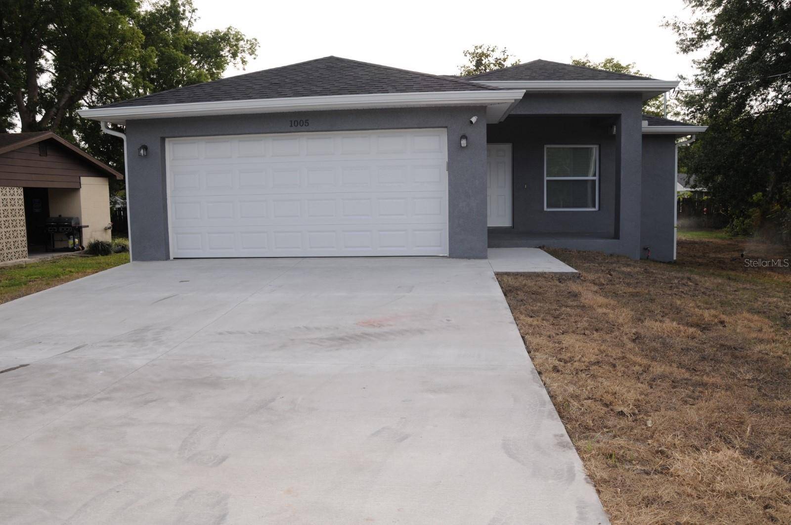 1005 N PARK RD, Plant City, FL 33563
