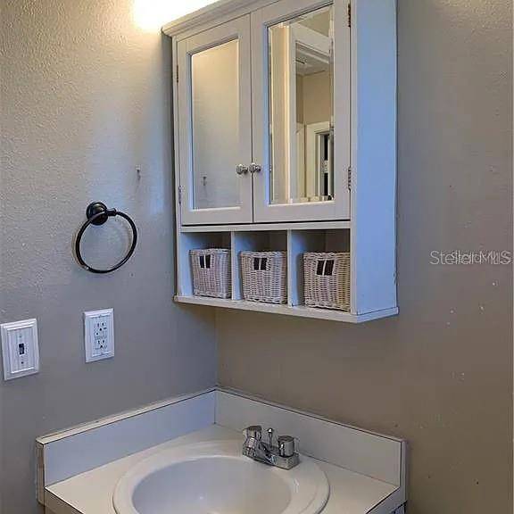 Tampa, FL 33617,7511 PITCH PINE CIR #D