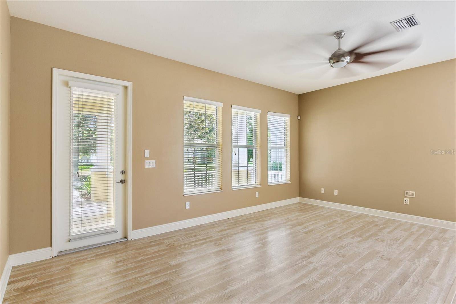 Apollo Beach, FL 33572,221 SUNSET CREST CT