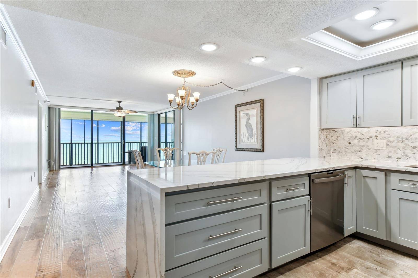 Madeira Beach, FL 33708,15400 GULF BLVD #702