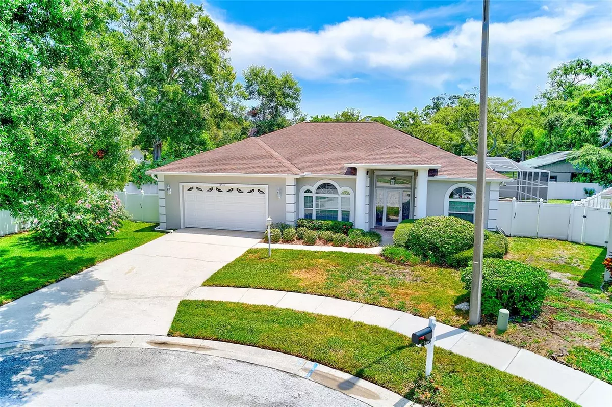 Seminole, FL 33776,13510 OAK RUN CT