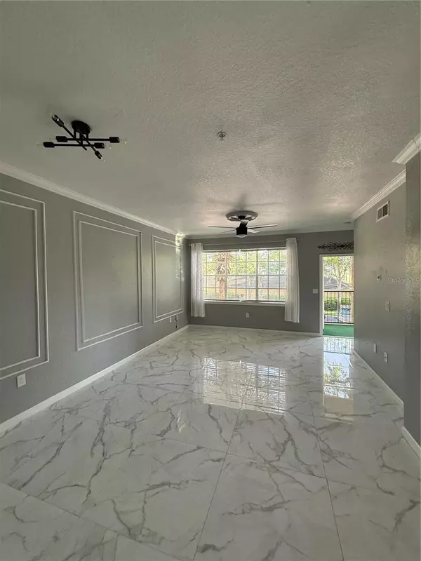 Orlando, FL 32835,2674 ROBERT TRENT JONES DR #321
