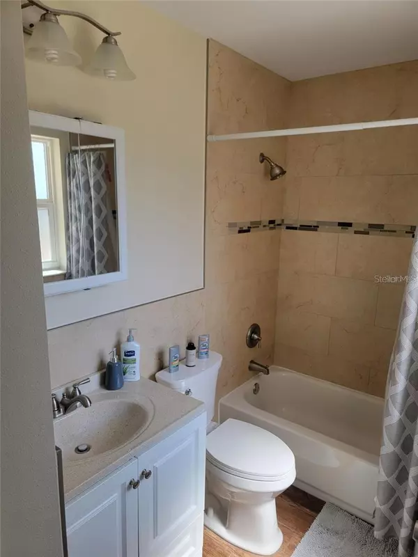 Largo, FL 33770,2131 W BAY DR