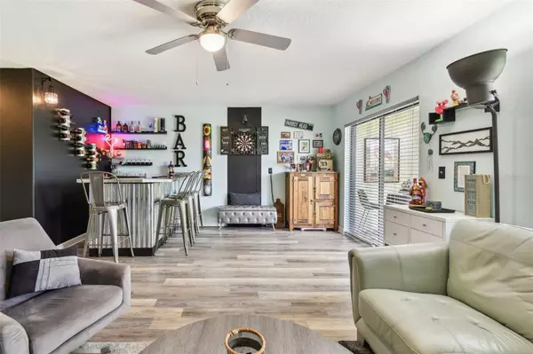 Dunedin, FL 34698,549 WALDEN CT