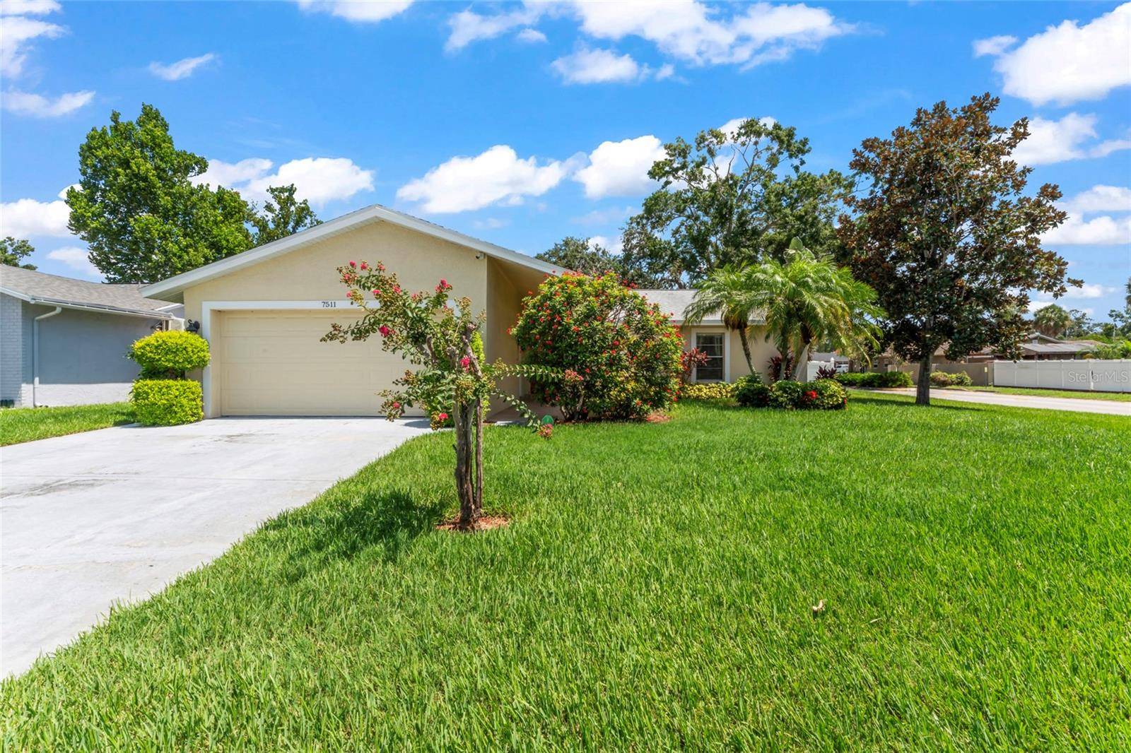 Tampa, FL 33634,7511 MAYFAIR CT