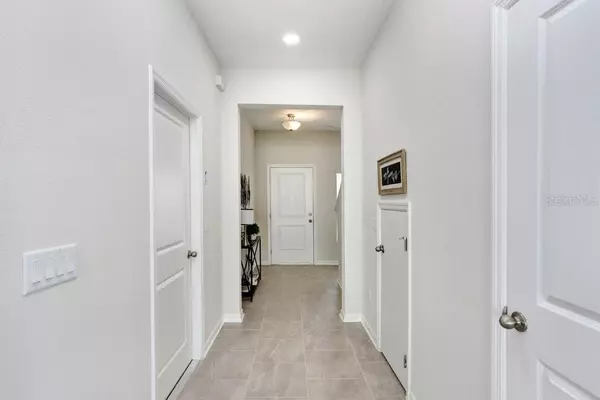 Seffner, FL 33584,11721 BLACKBROOK CT