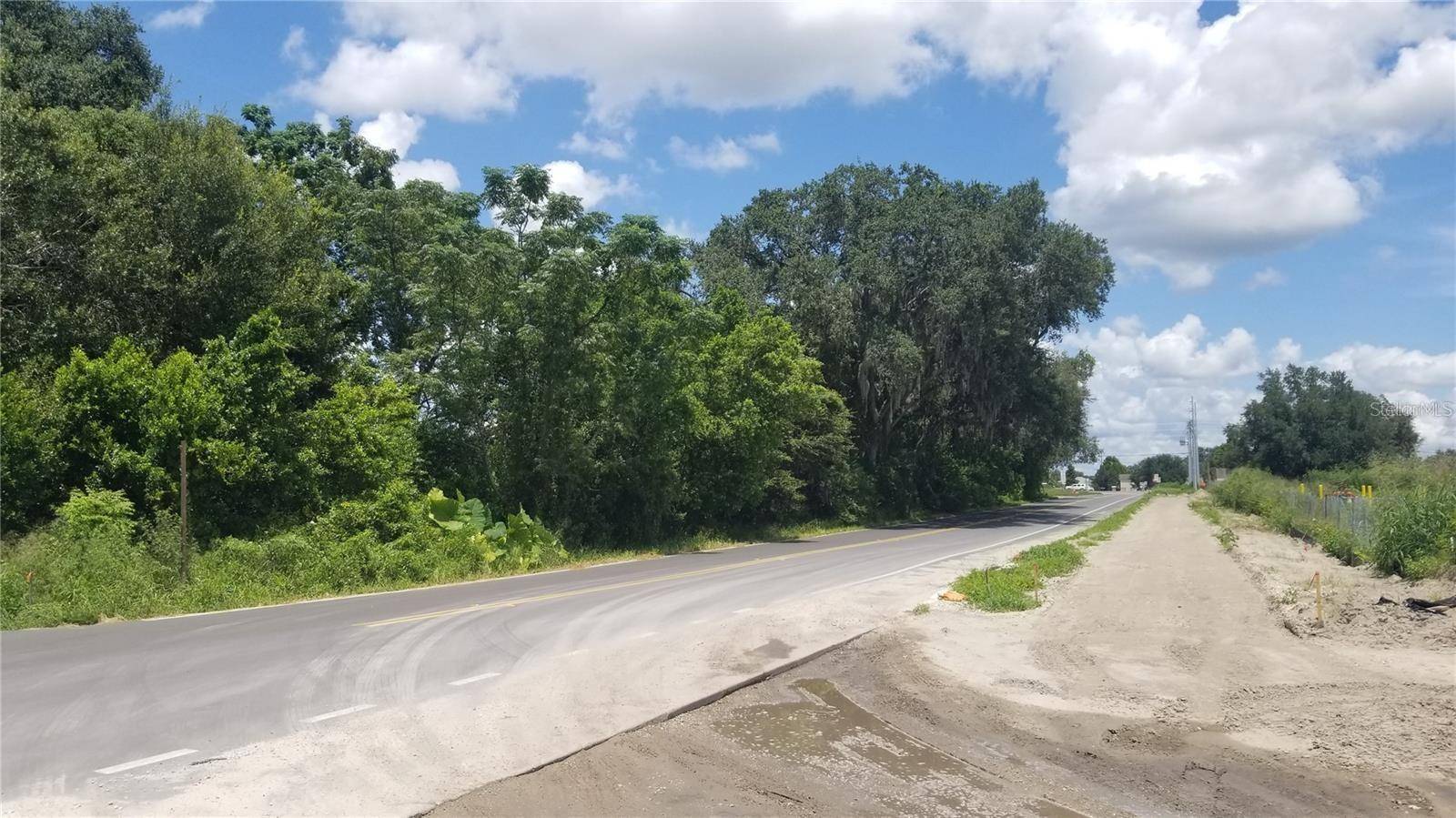 Zephyrhills, FL 33542,4137 NEW RIVER RD