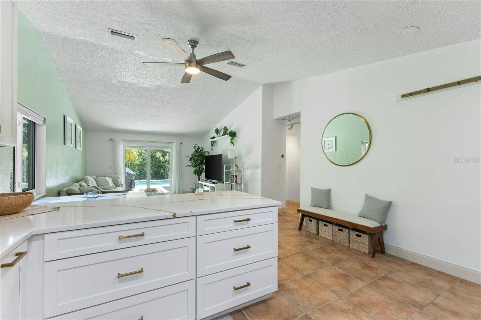 St Petersburg, FL 33703,133 SE MADISON CIR N