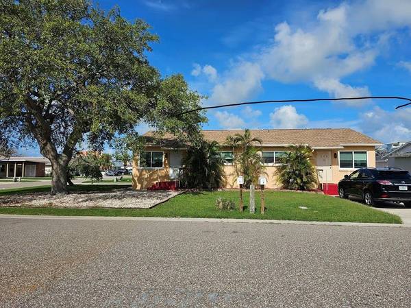175 174TH TERRACE DR E #1, Redington Shores, FL 33708