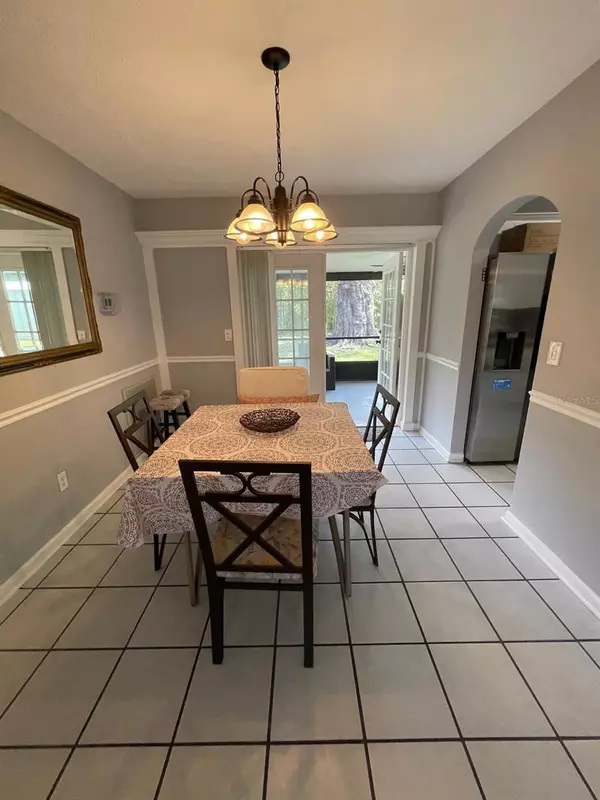 Brandon, FL 33510,408 BLUEBERRY LN